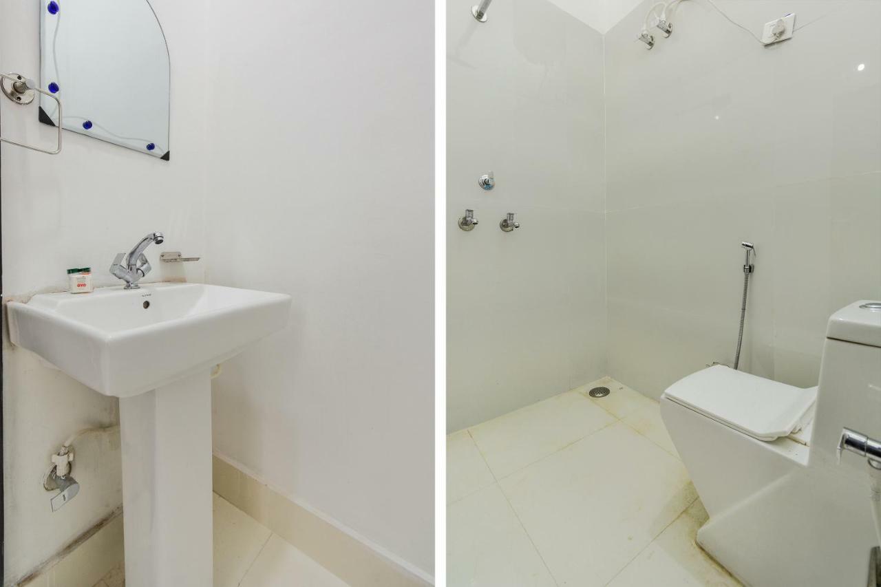 Oyo 43505 Hotel The White House Hisar Ngoại thất bức ảnh