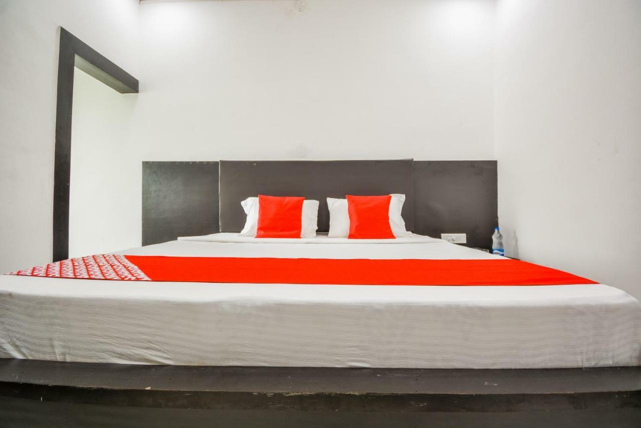 Oyo 43505 Hotel The White House Hisar Ngoại thất bức ảnh